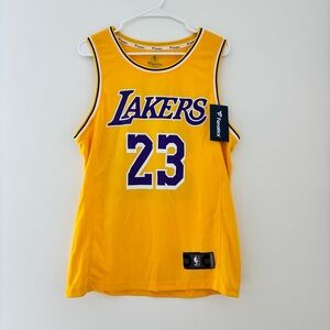 NWT Men’s Fanatics LeBron James Jersey